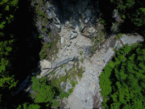 池の尾土砂崩れ現場